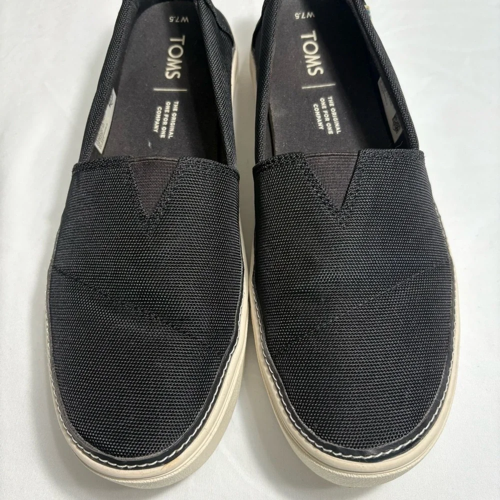 Toms Women's Parker Slip On Sneaker Shoe Texture Fabric Black‎ Size 7.5